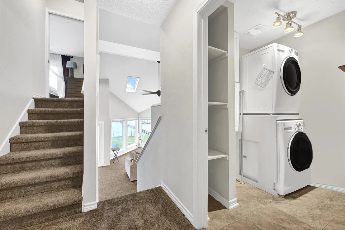 Photo of 1547 John Street