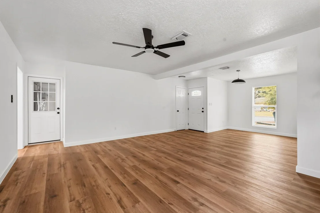 Photo of 10911 Murr Way