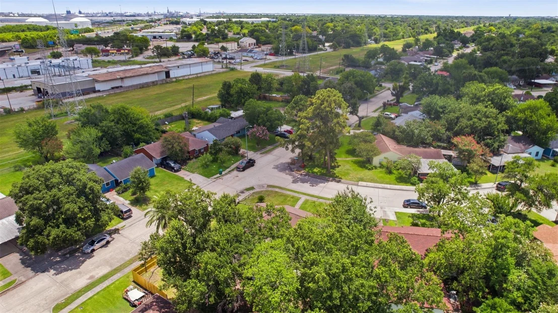 Photo of 102 Tilden Drive