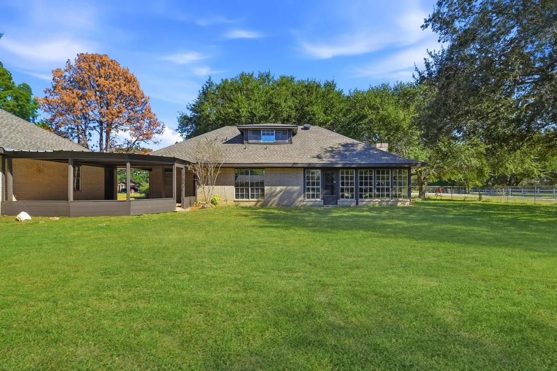 Photo of 4103 Meadowbend Drive