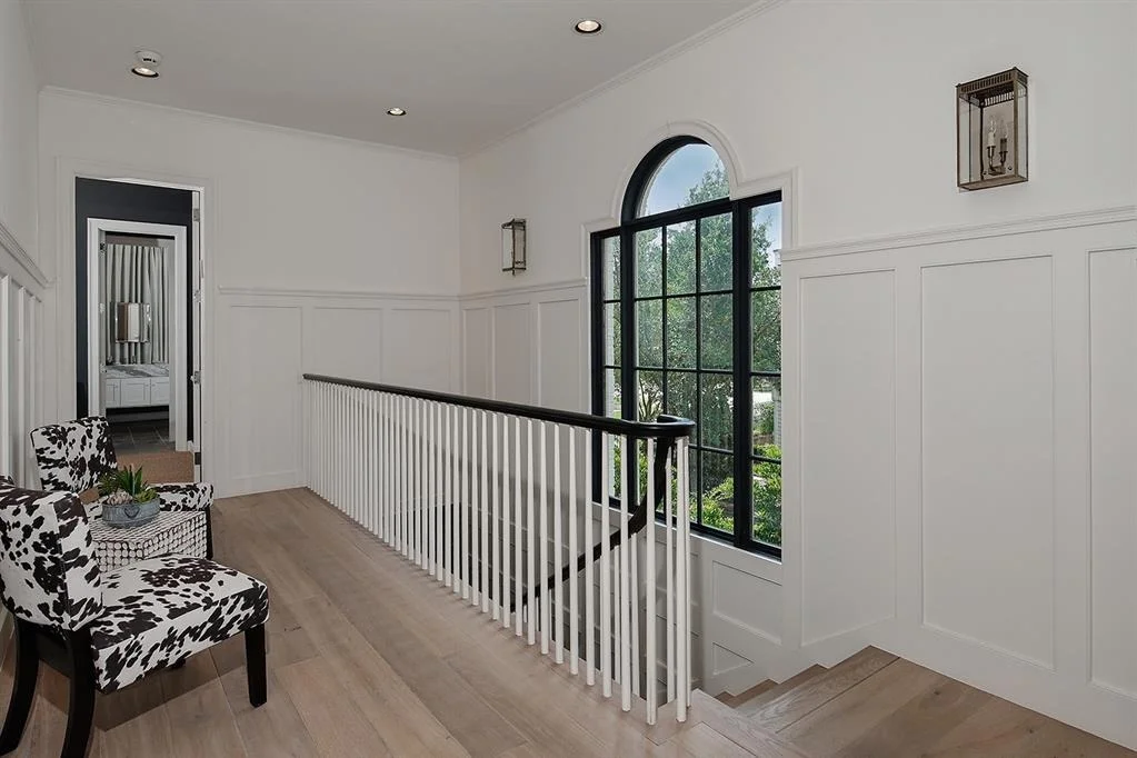 Photo of 46 E Bay Boulevard