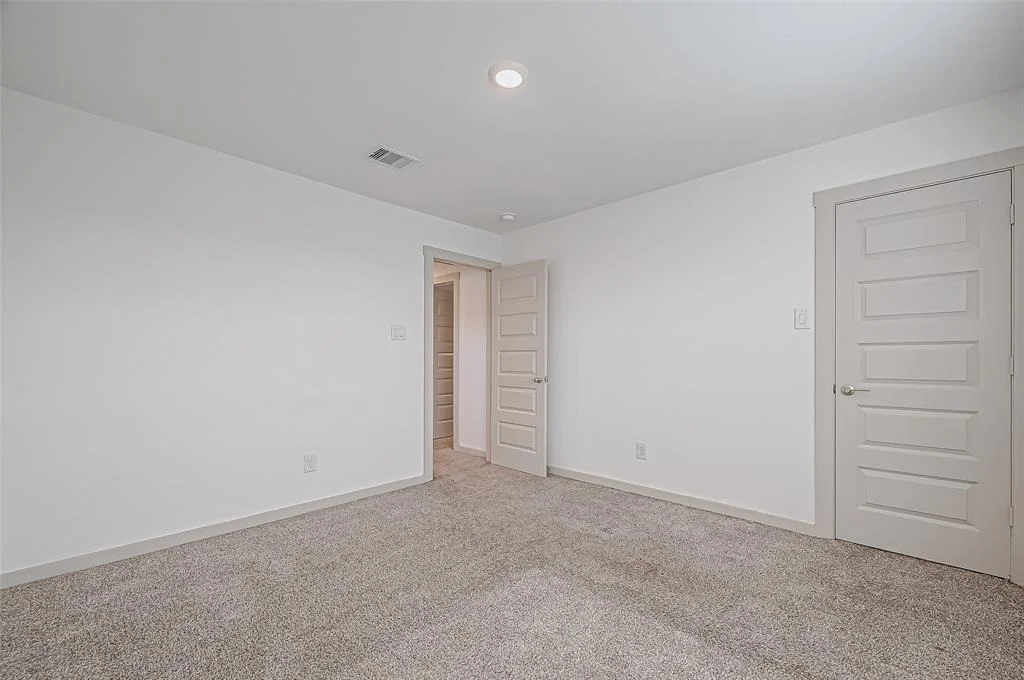 Photo of 28322 Hannahs Harbor Lane