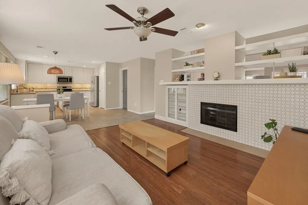 Photo of 51 E Autumn Branch Circle