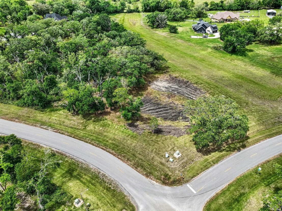 Photo of 375 Thousand Oaks Drive