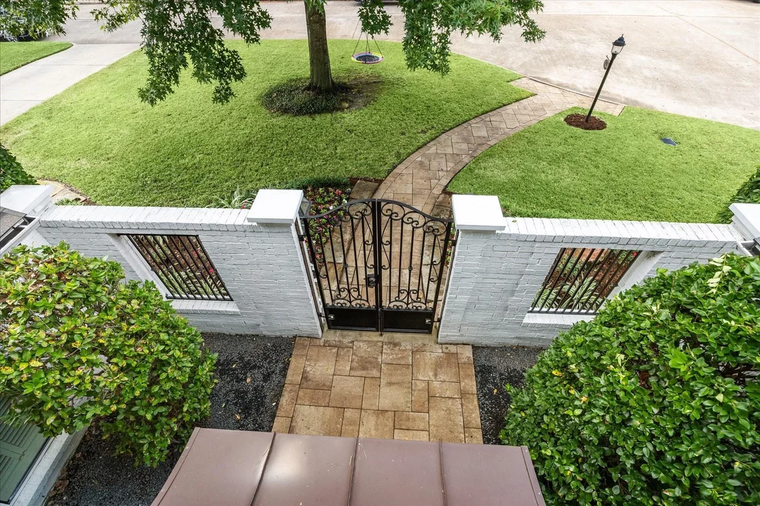 Photo of 13726 Pebblebrook Drive