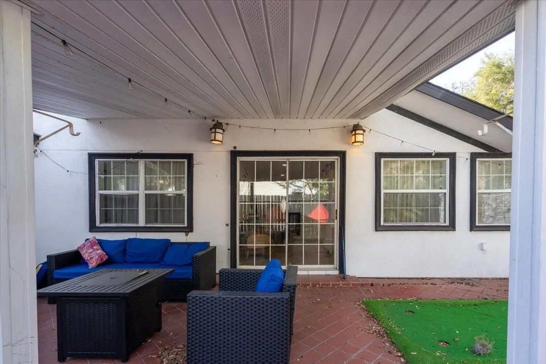Photo of 7916 Glenview Drive