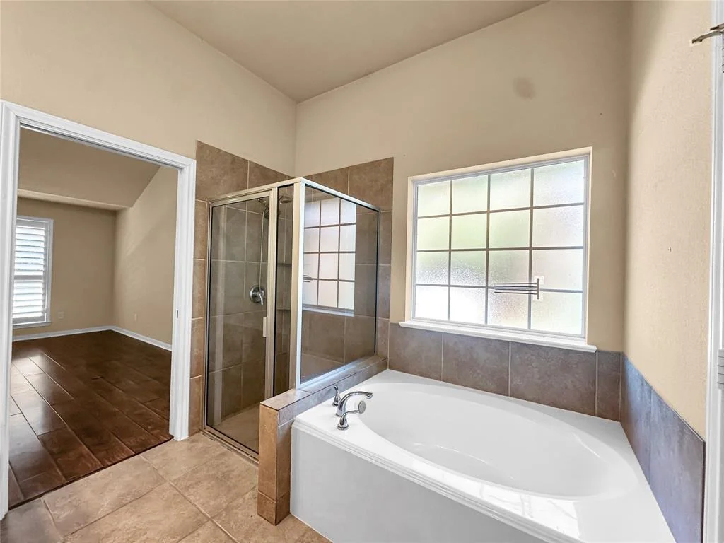 Photo of 191 Golfview Drive N