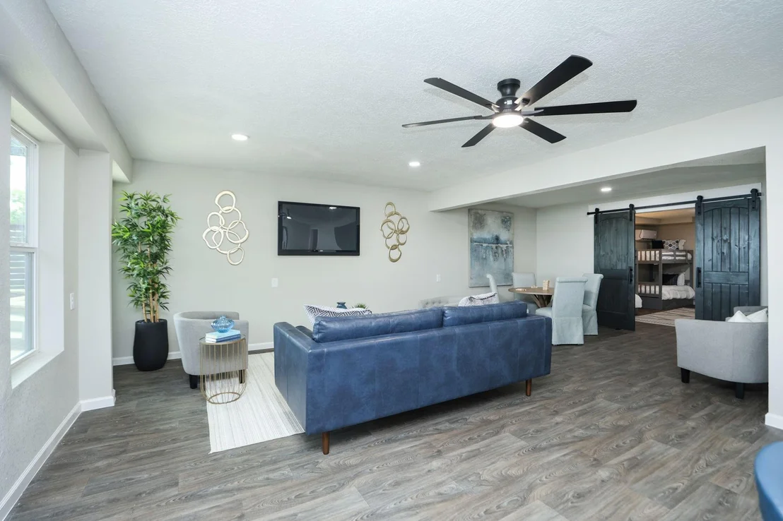 Photo of 848 Lake View Drive