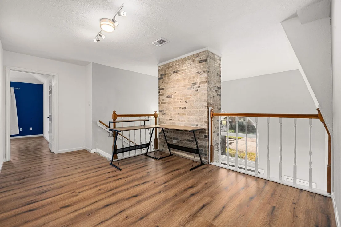 Photo of 5338 Holly View Drive