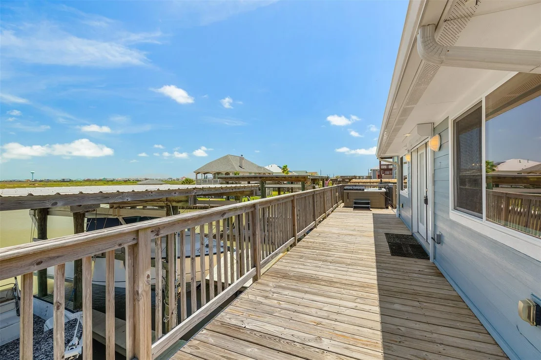Photo of 513 Swordfish Lane