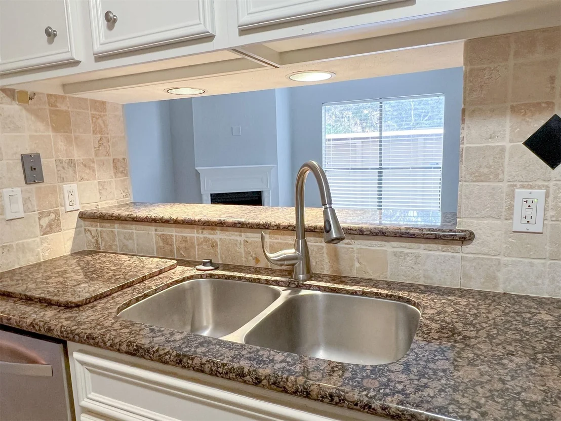Photo of Unit 21 at 2125 Augusta Drive