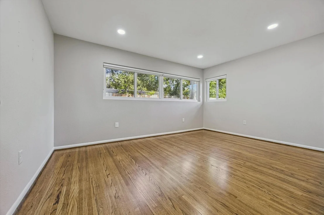 Photo of 8621 Bob White Drive