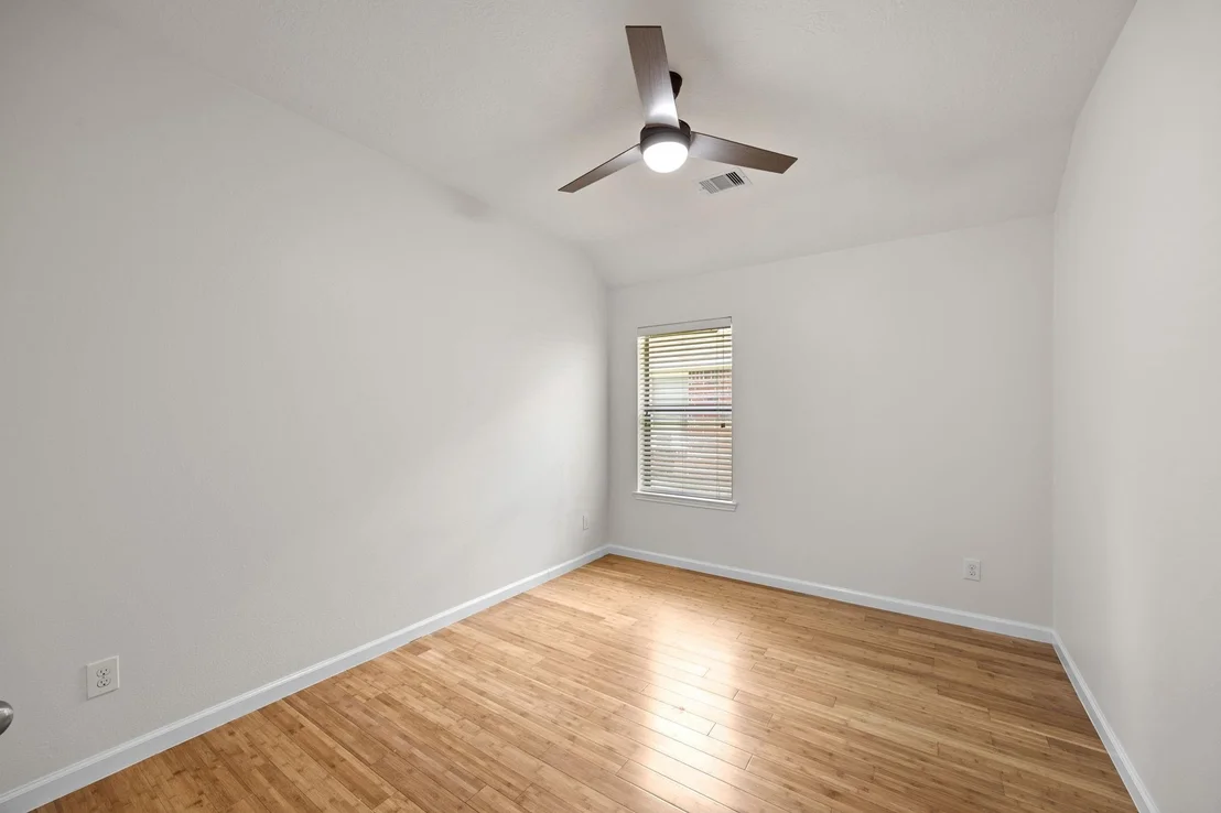Photo of 2118 Midnight Lane
