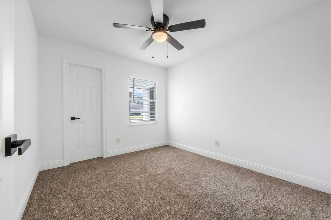 Photo of 5734 Farwell Drive
