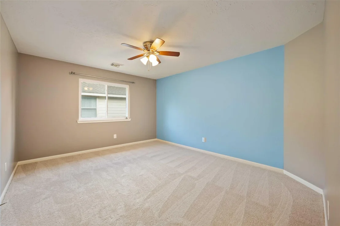 Photo of 21007 Manon Lane