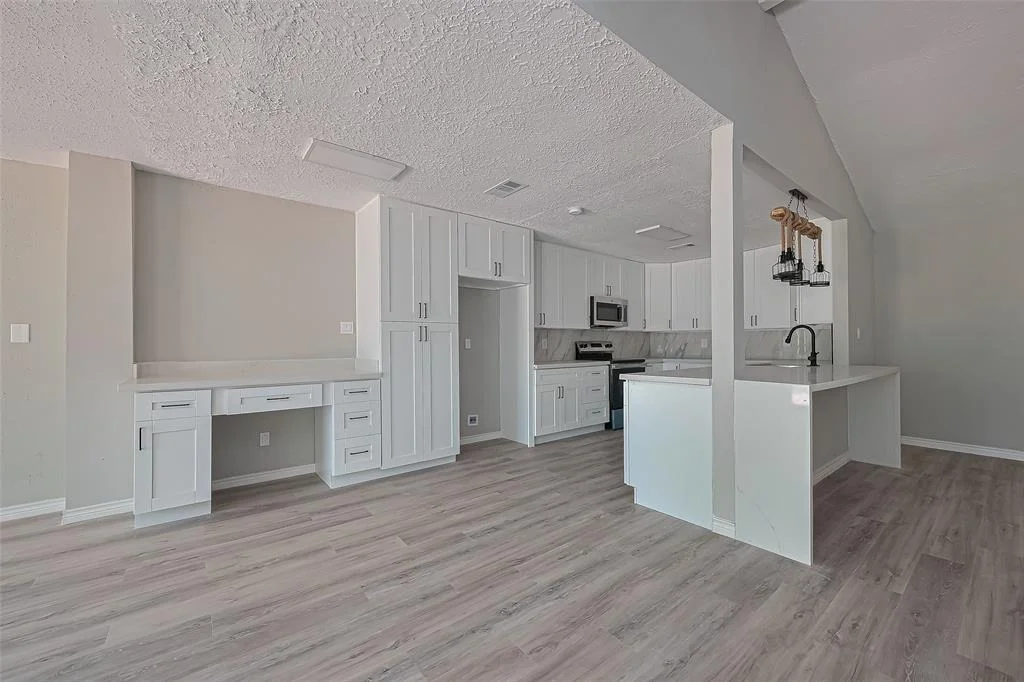 Photo of 23480 Mayer Road