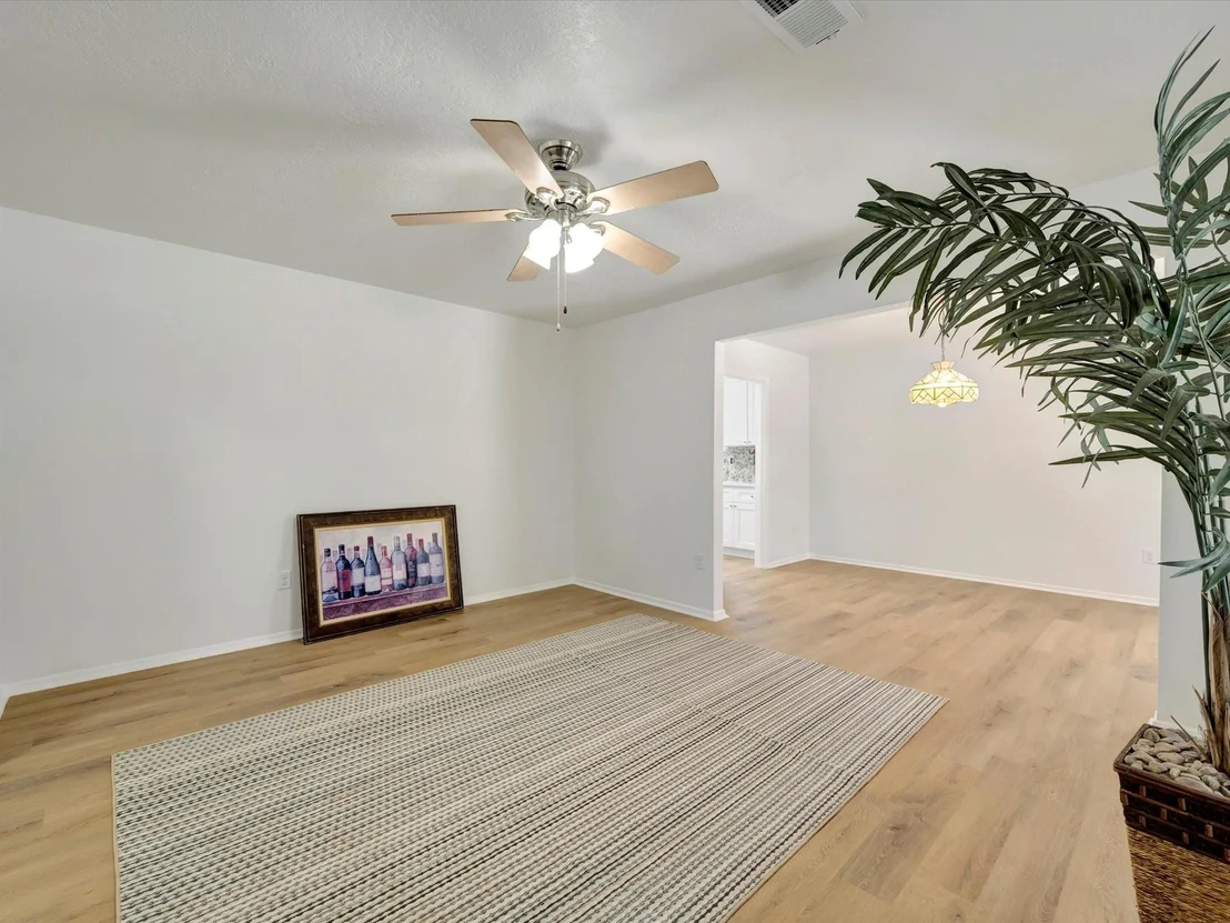 Photo of 1003 Richvale Lane