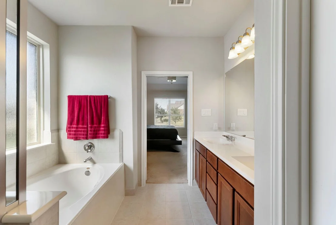 Photo of 3707 Lake Bend Shore Drive