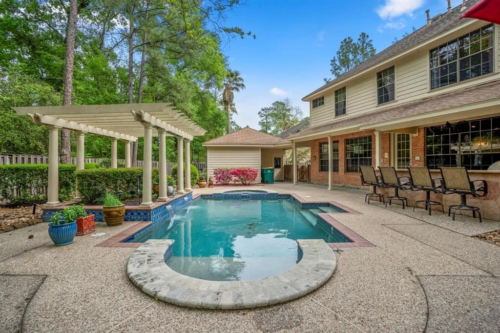 Photo of 66 Meadowridge Place