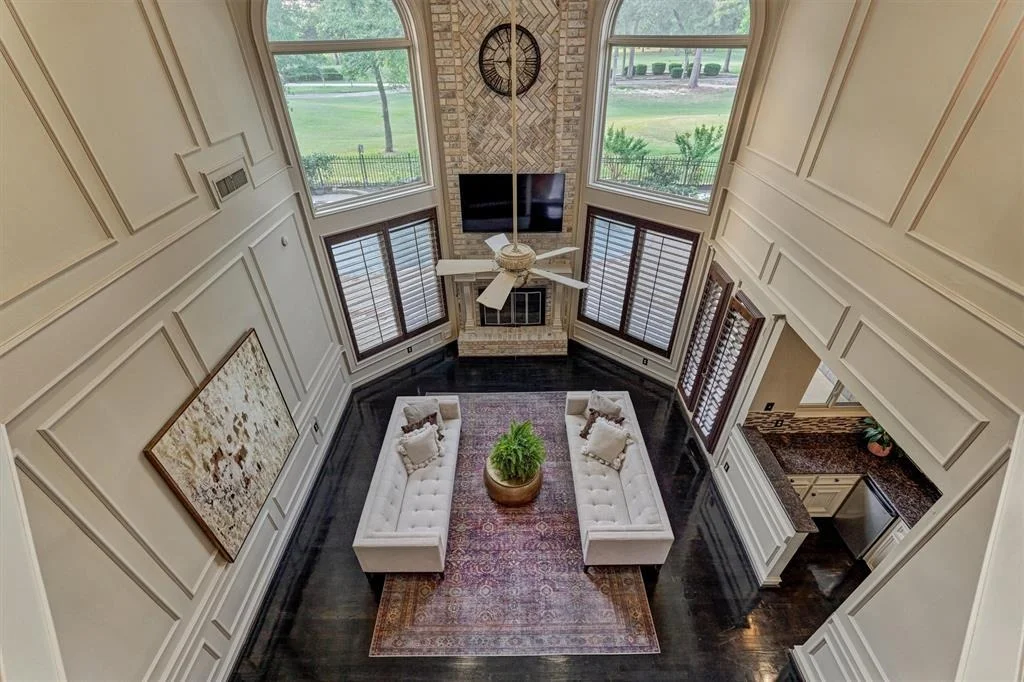 Photo of 24718 Creekview Drive