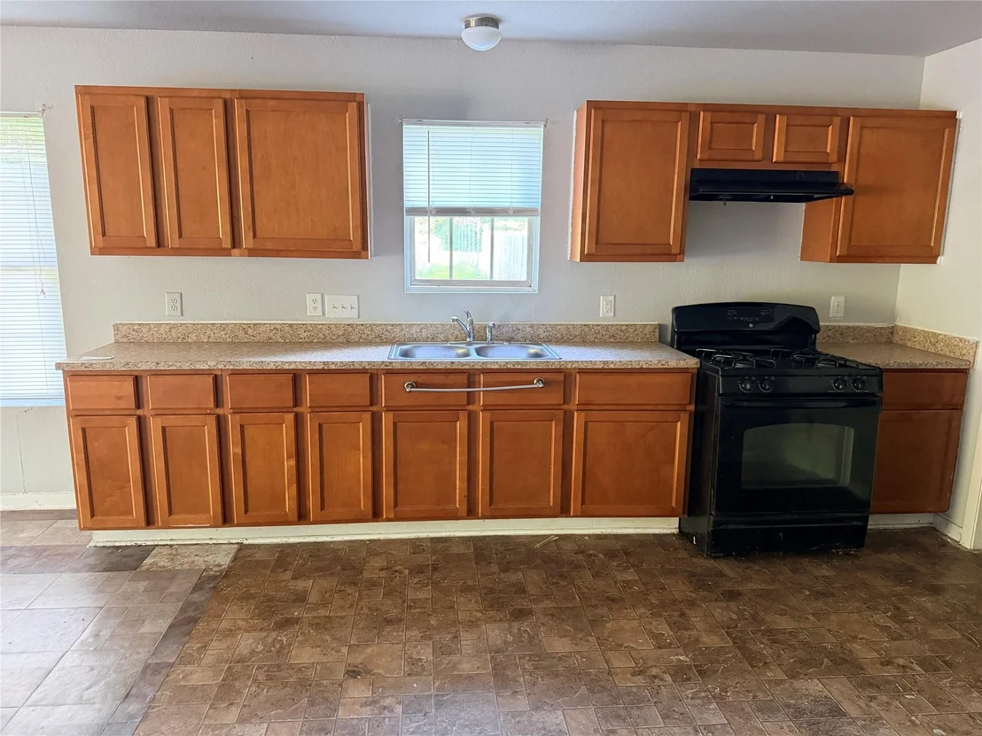 Photo of 424 Baker Circle