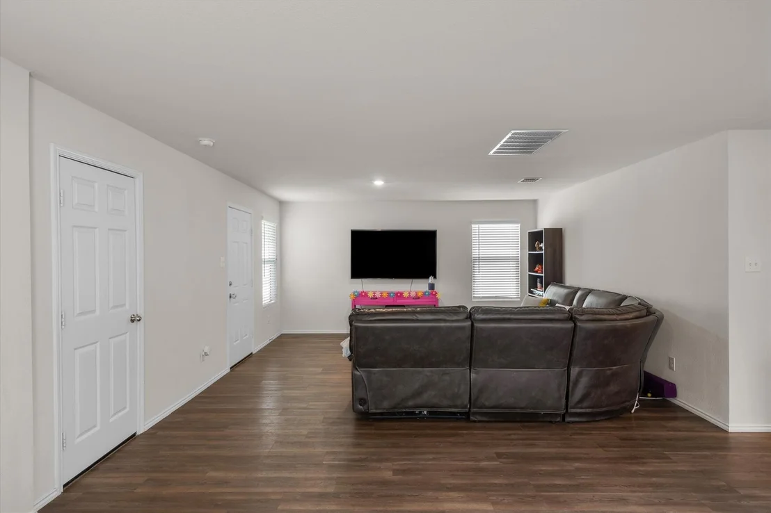 Photo of 4144 Wintergreen Drive