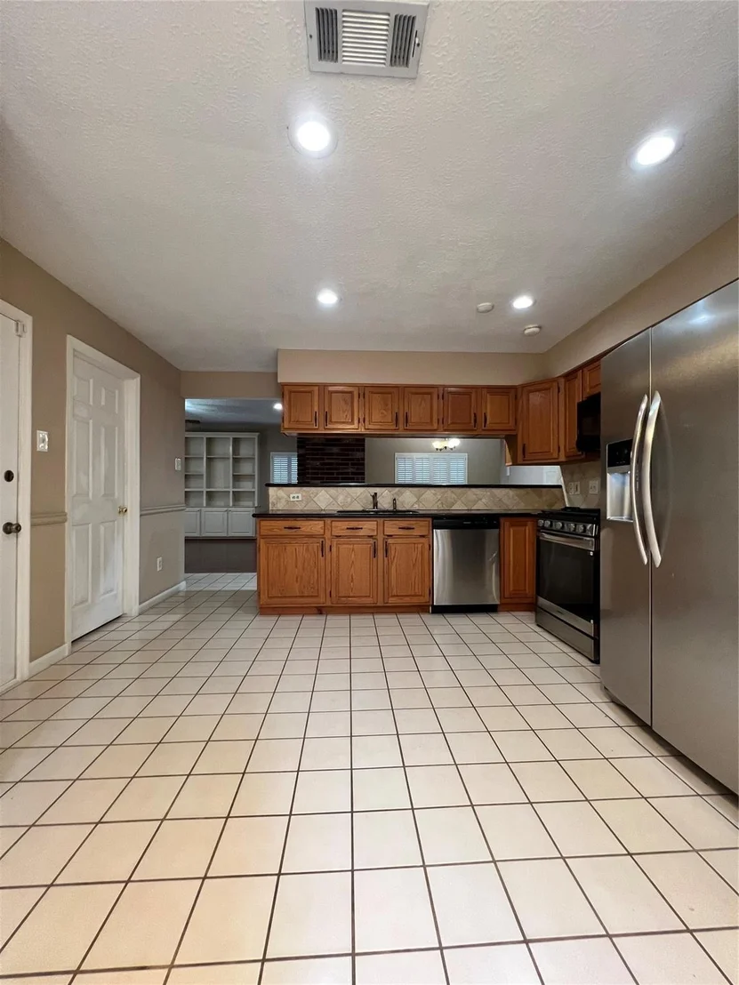 Photo of 75 W Stony Bridge Circle