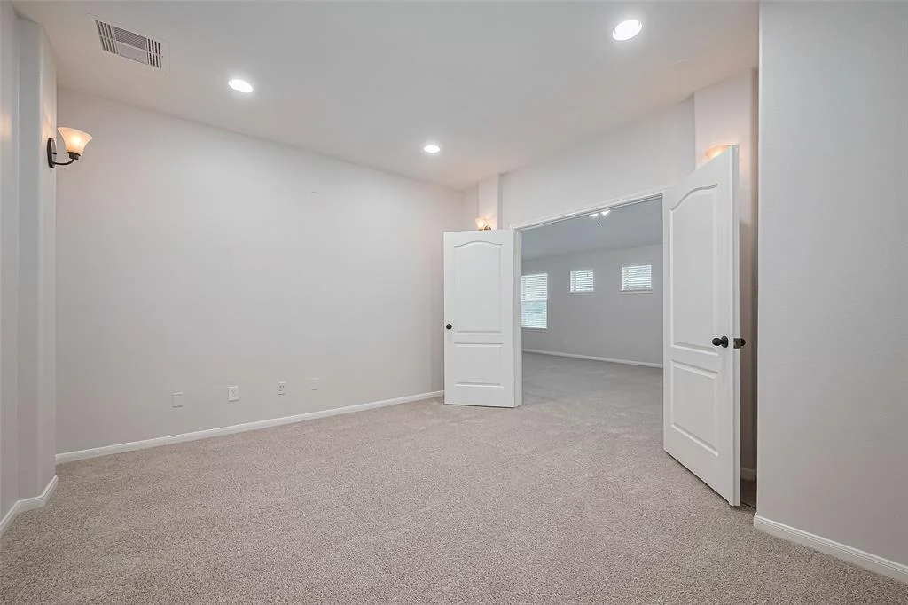 Photo of 2109 Rolling Hills Drive