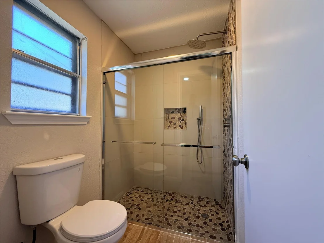 Photo of 4810 Theall Road