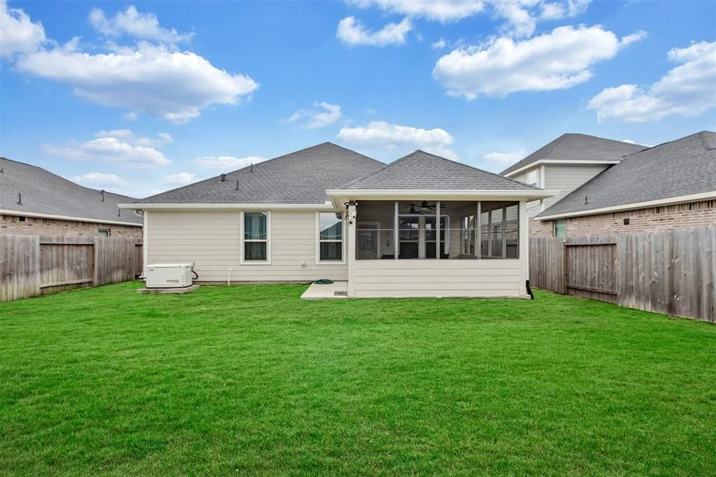 Photo of 31414 Conover Drive