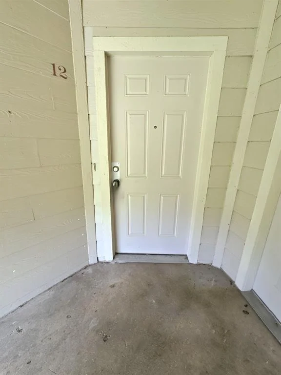 Photo of Unit 12A at 2501 Gulf Freeway