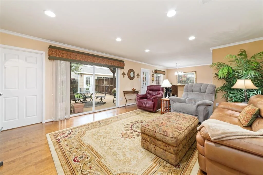 Photo of 5747 Willowbend Boulevard
