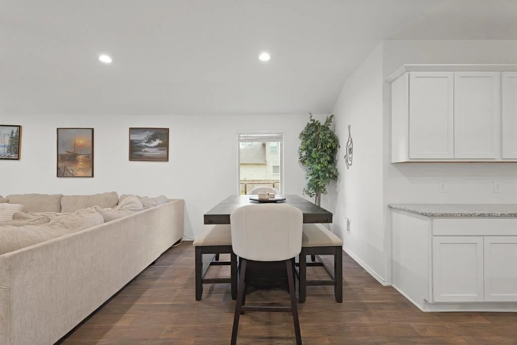 Photo of 1010 Republic Road