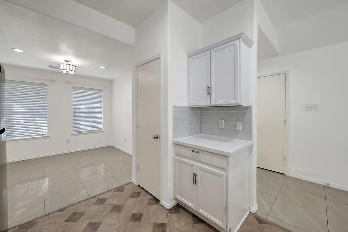 Photo of 50 Thicket Grove Place