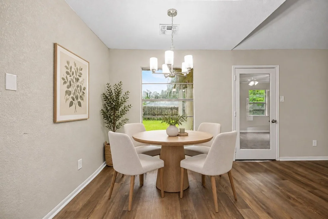 Photo of 3810 Clover Drive