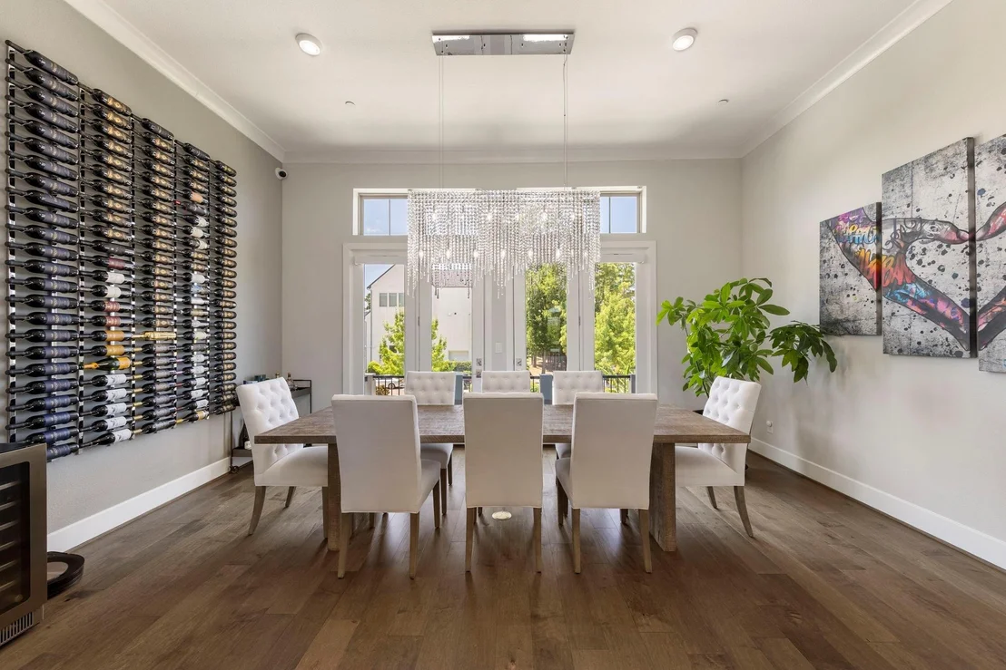 Photo of 111 Vue Point Place