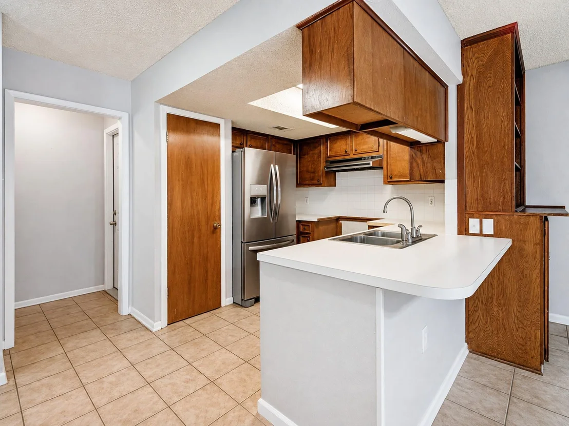 Photo of 2710 Burke Road