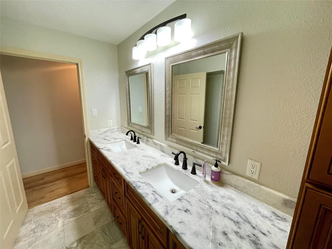 Photo of 216 Woerner Road