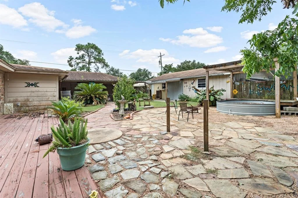 Photo of 234 Meneley Road