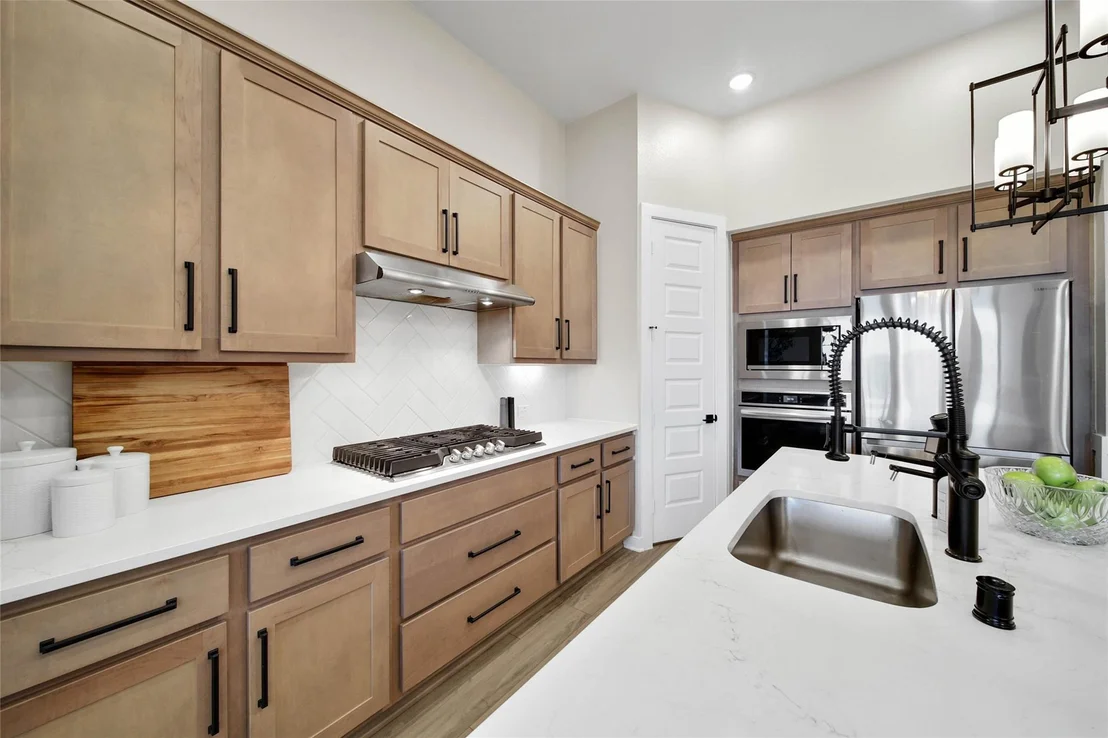 Photo of 2554 Forbidden Fig Row