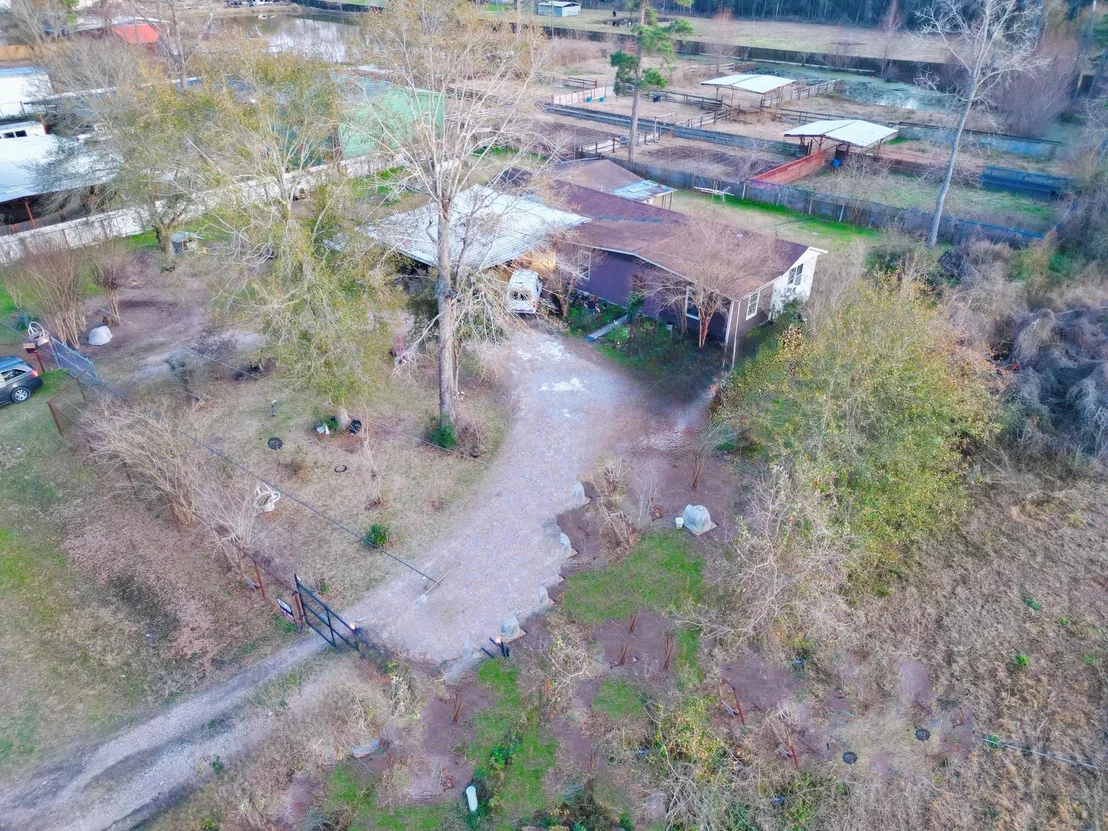 Photo of 19085 Oak Hill Lane