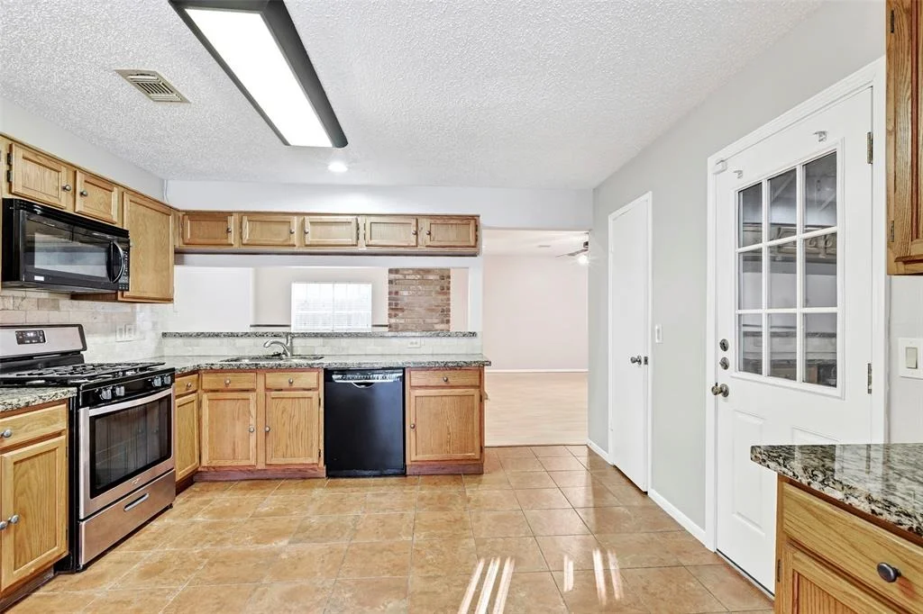 Photo of 9230 Palm Shores Drive