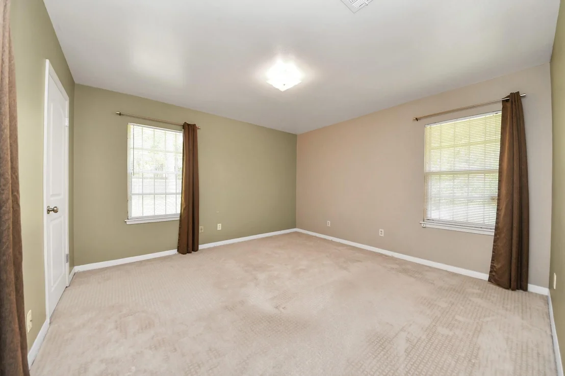 Photo of 9814 Warwana Road