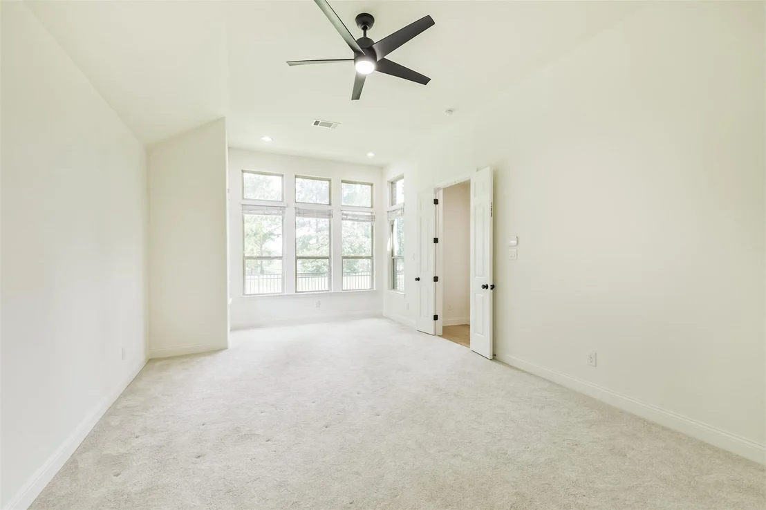 Photo of 8153 Threadtail Street