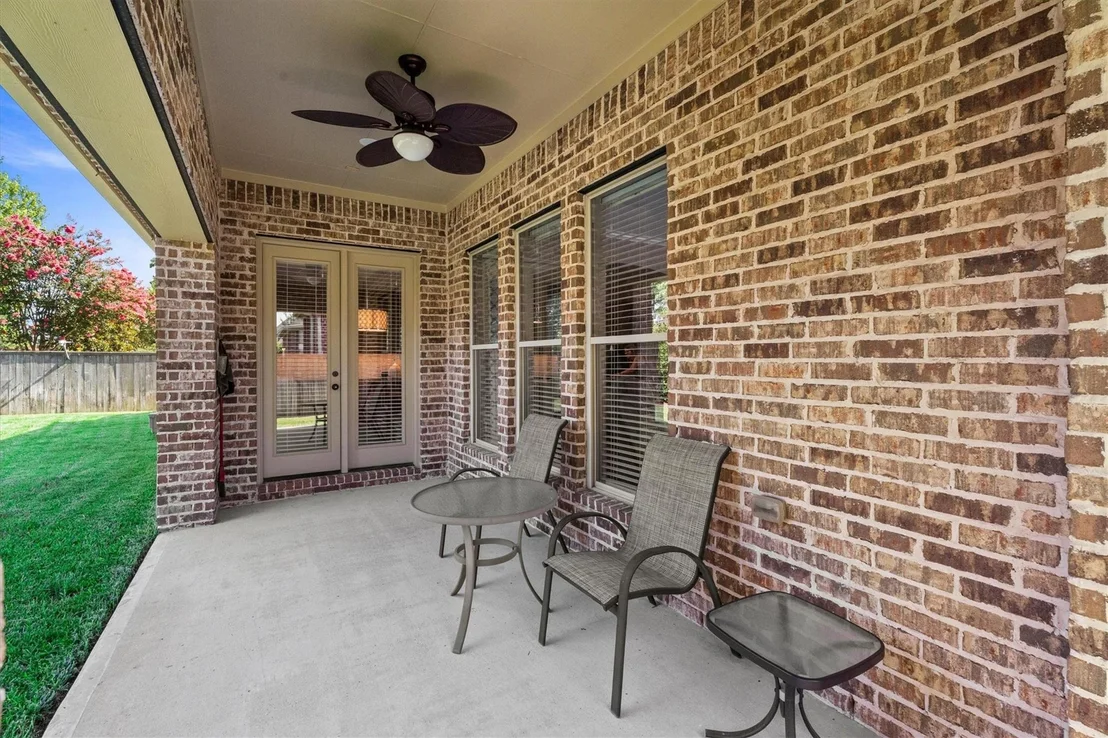 Photo of 130 E Cove View Trail