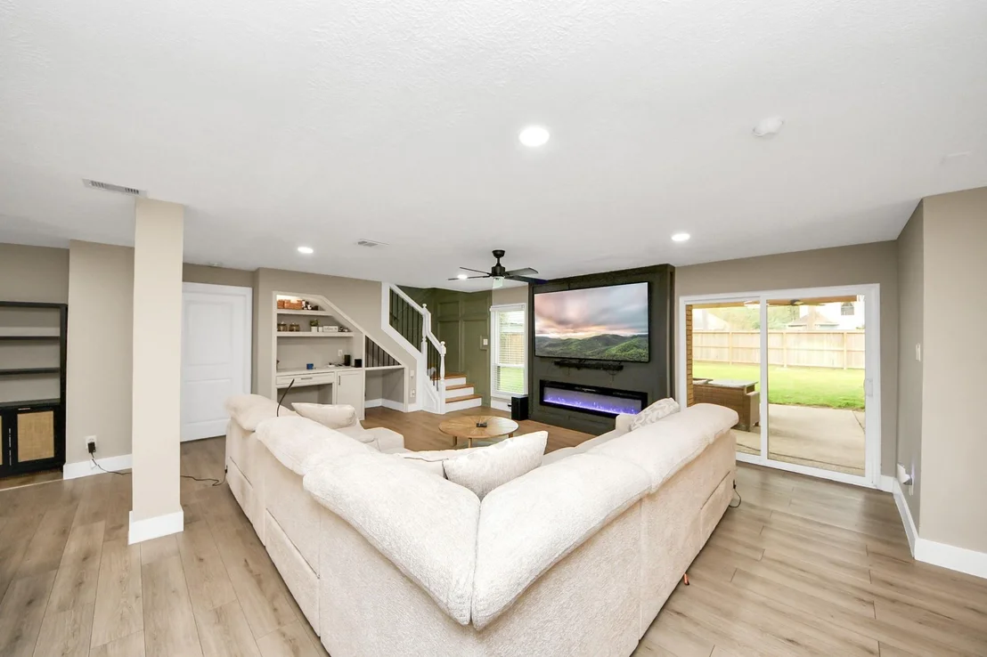 Photo of 5511 Lacreek Lane