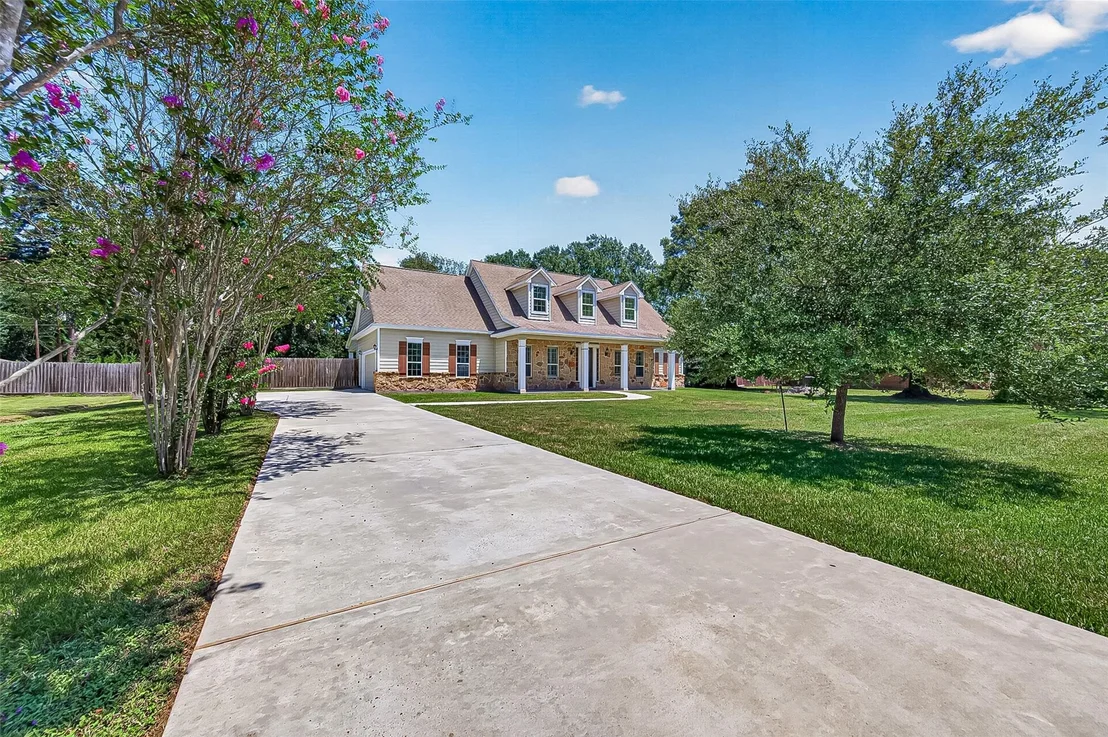 Photo of 22040 Robins Road