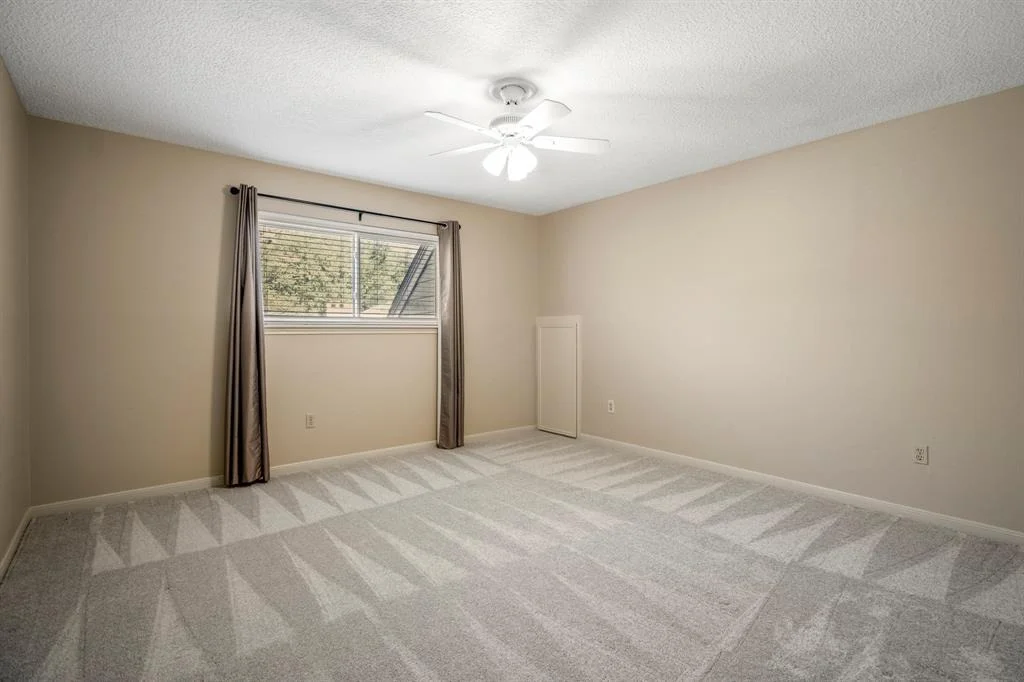 Photo of 12114 Knobcrest Drive