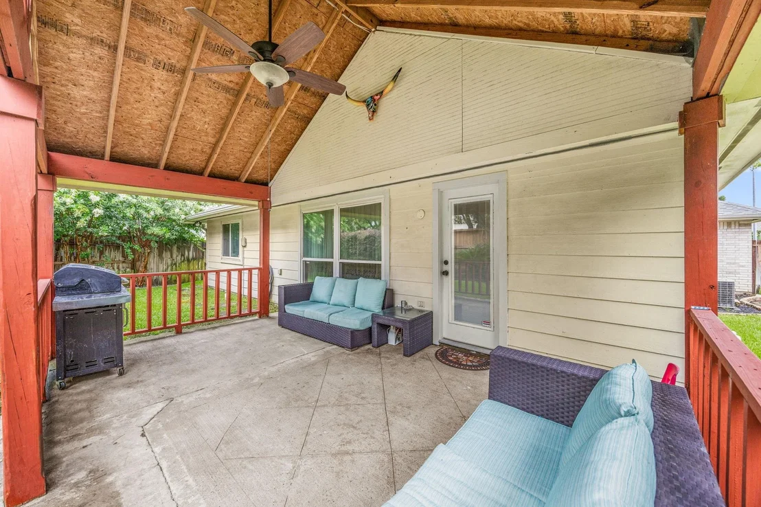 Photo of 6527 Harcourt Bridge Drive