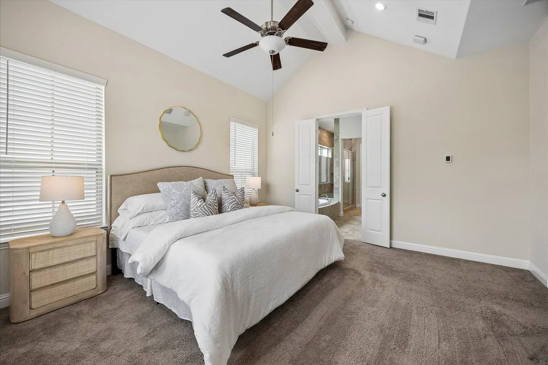 Photo of 11004 Mikula Drive
